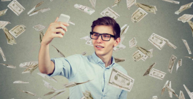 Chico grabando para rrss